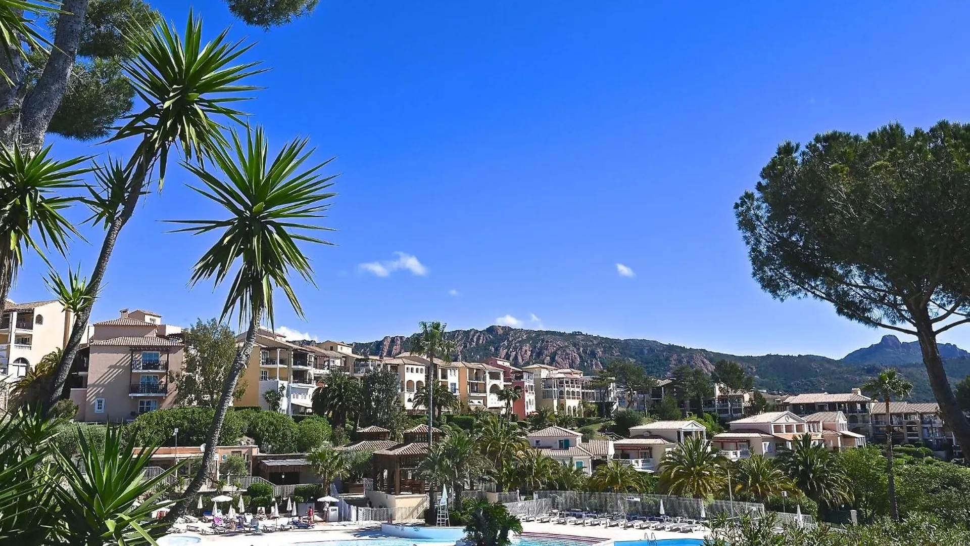 Apartment Village Cap Esterel - L'Esquinade-105 By Interhome Saint-Raphael  France