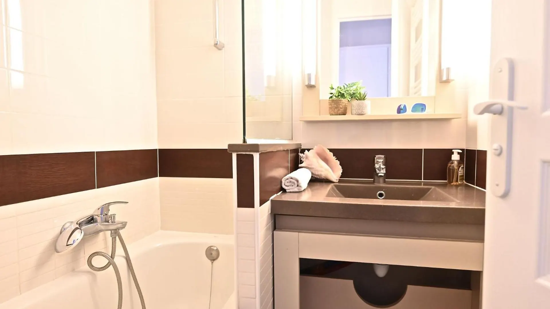 Apartment Village Cap Esterel - L'Esquinade-105 By Interhome Saint-Raphaël