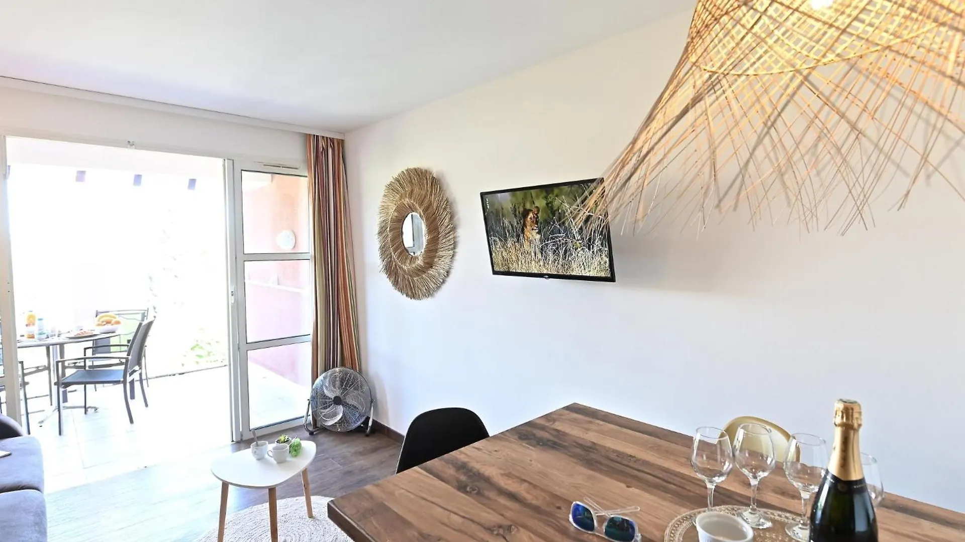 Apartment Village Cap Esterel - L'Esquinade-105 By Interhome Saint-Raphaël 0*,
