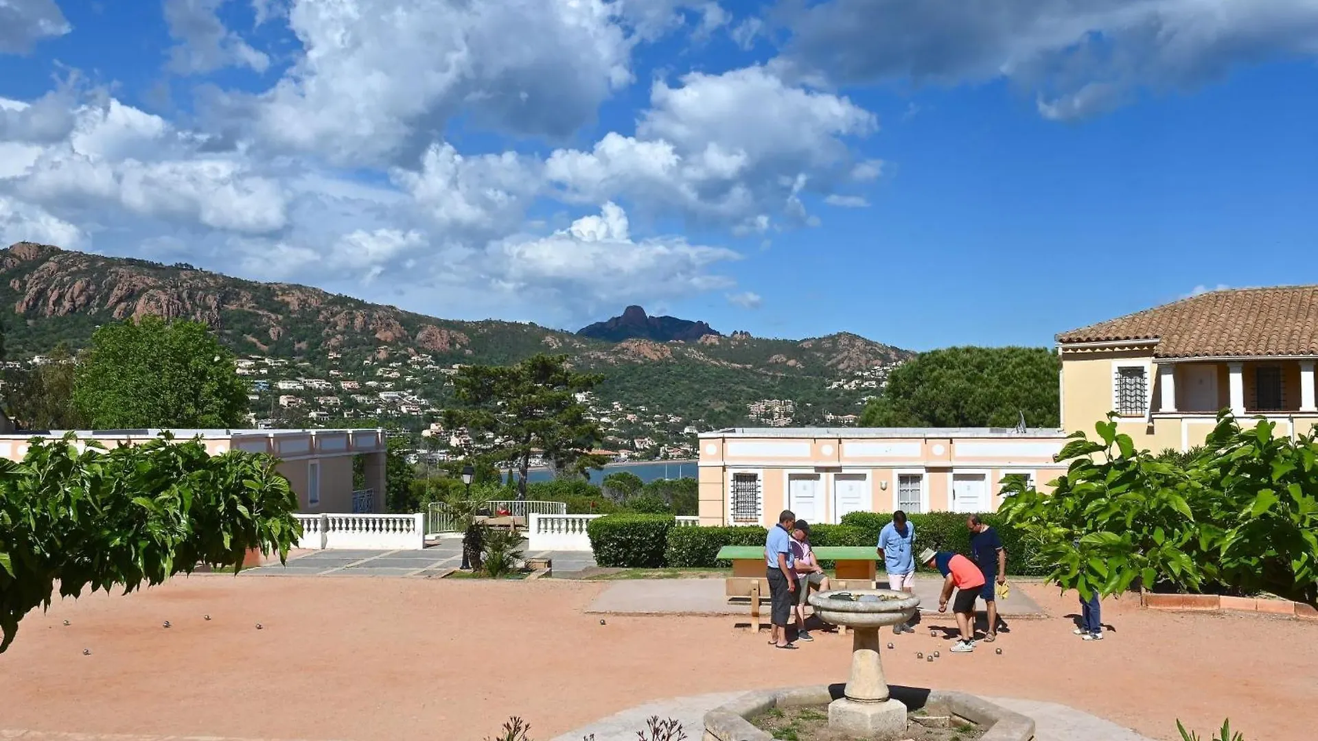 Apartment Village Cap Esterel - L'Esquinade-105 By Interhome Saint-Raphaël